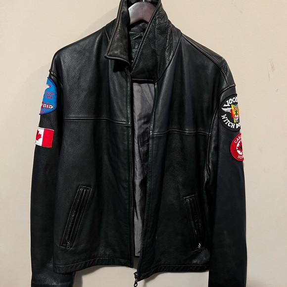 Danier Genuine Leather Jacket, Size Large, Black - Picture 1 of 5